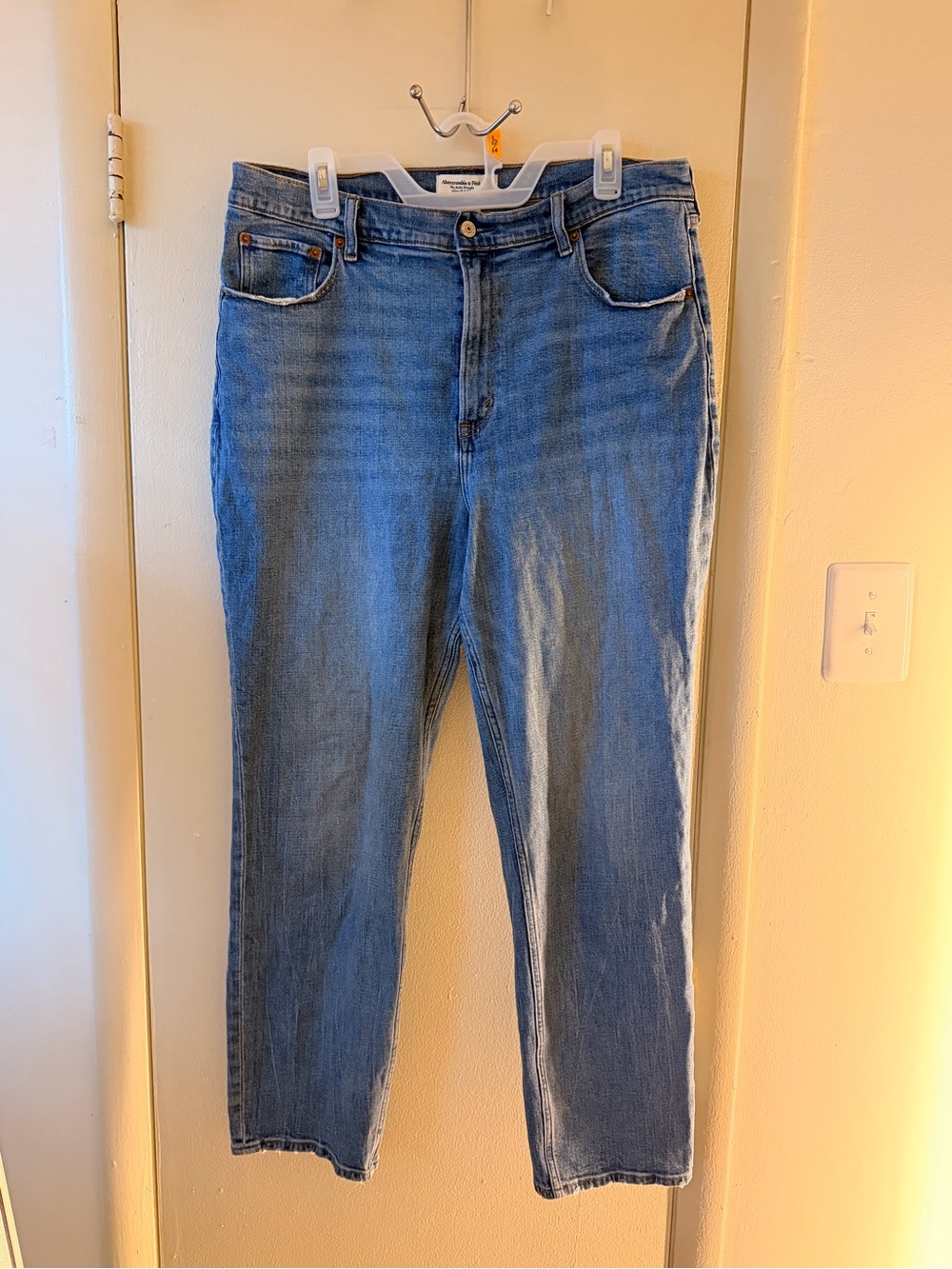 Abercrombie & Fitch Women's Straight-Leg Curve Love Jeans in Light Blue Denim